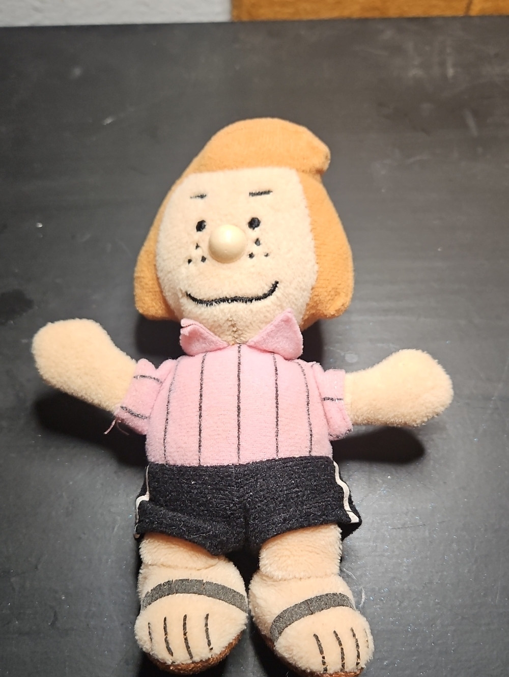 3 Vintage Cedar Fair Retired Plushes Peanuts G@ng - Picture 3 of 6